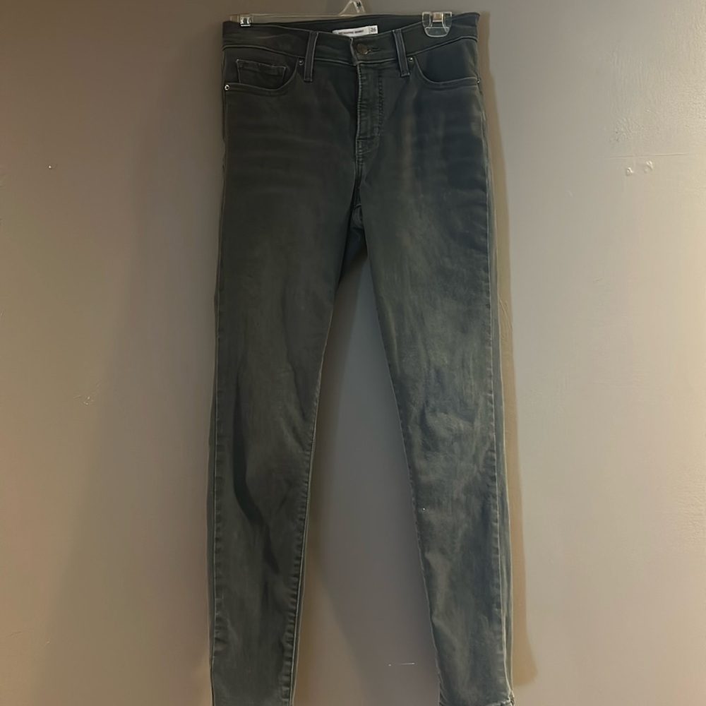 Levi Grey Skinny jeans